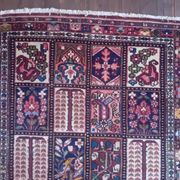 Handmade Persian Bachtiar Rug 208x142cm