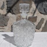 Glass whisky decanter