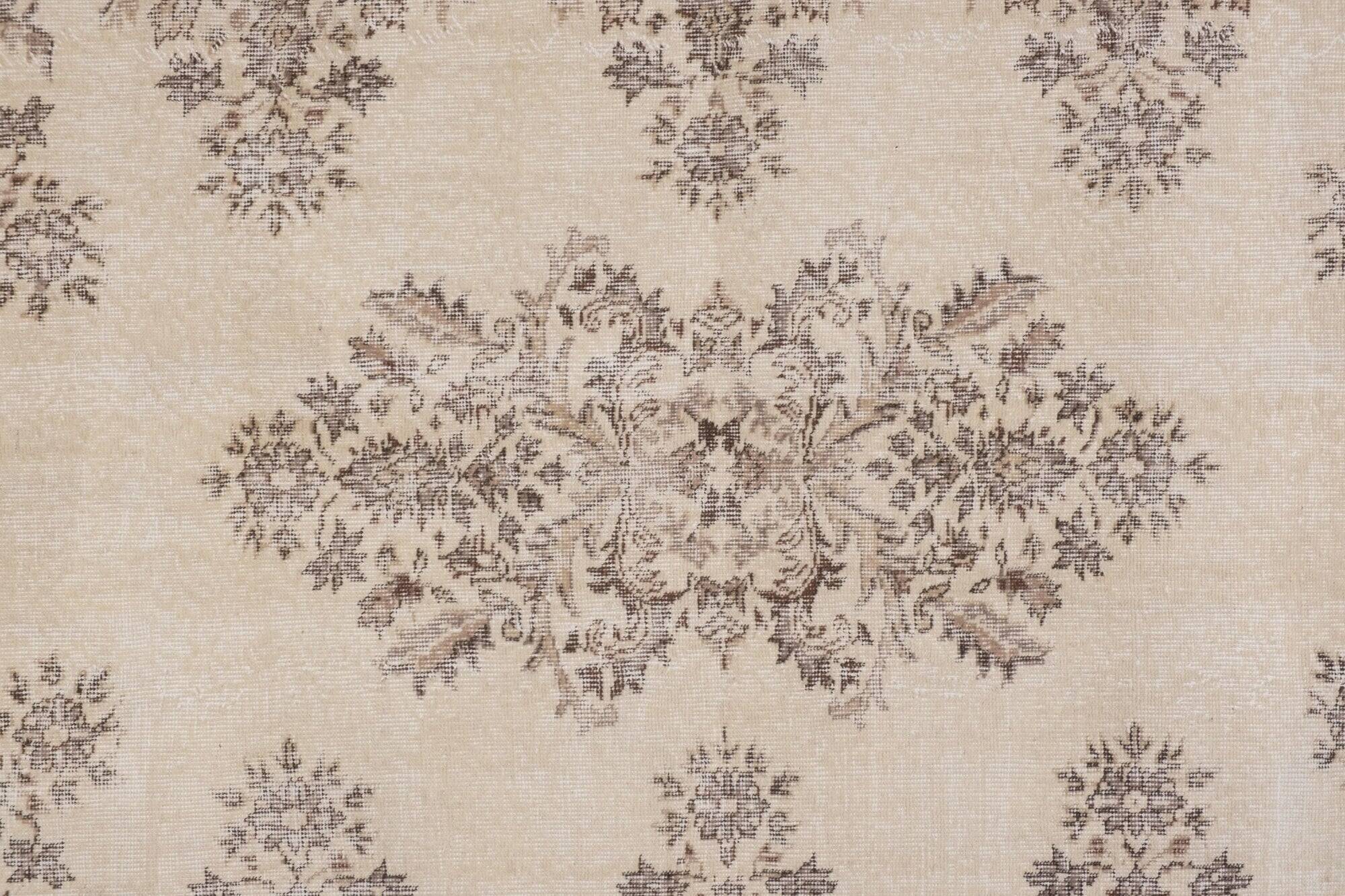 Vintage Turkish Oushak rug 174x286 cm