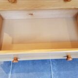 Pine chest of drawers