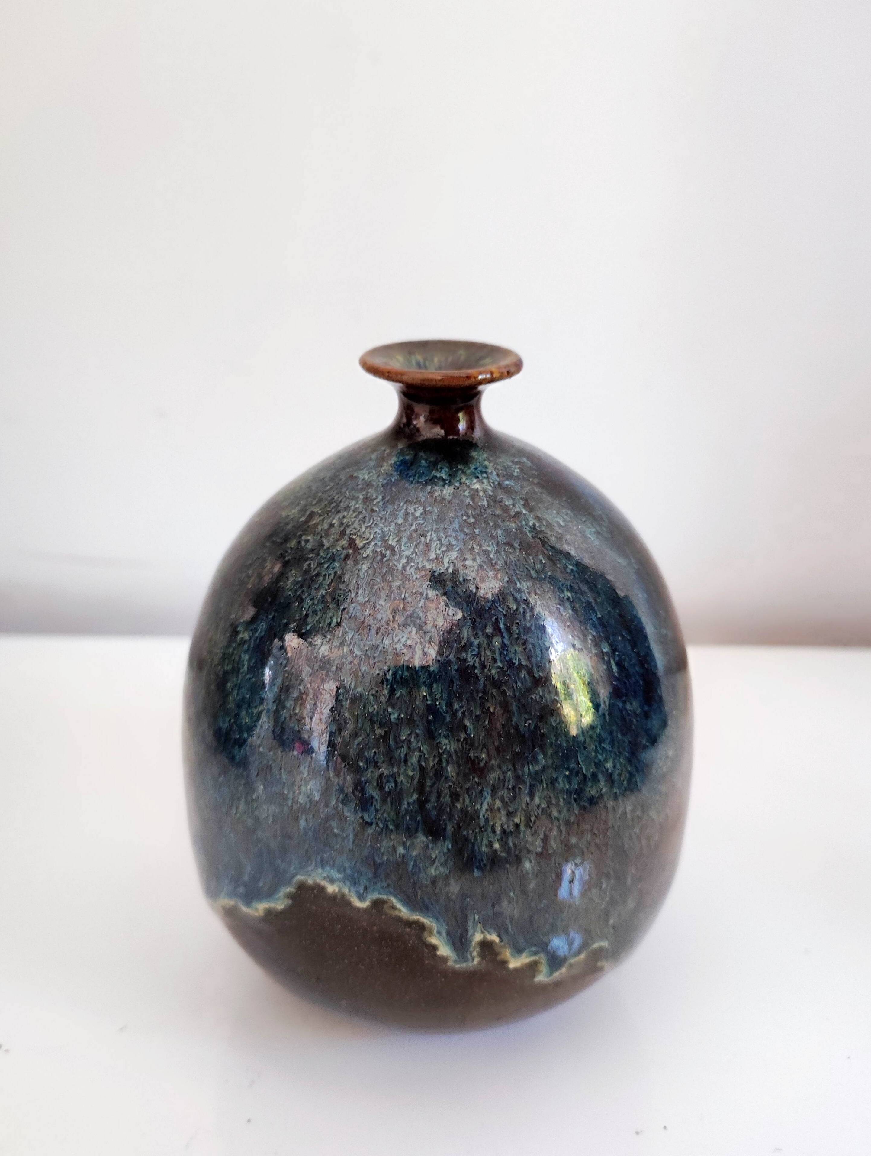 Lucette Pillet stoneware vase