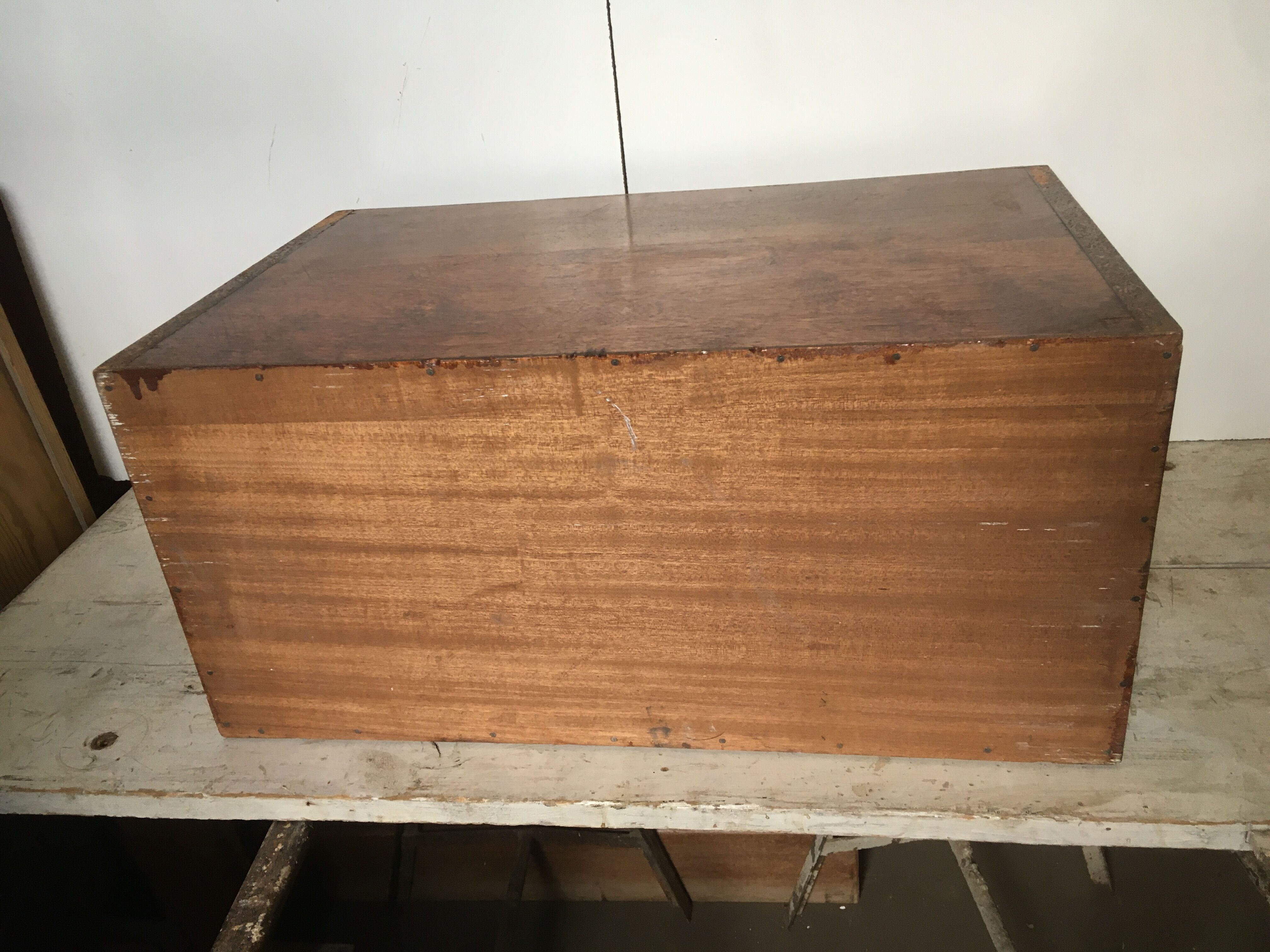 Meuble d’atelier à tiroirs pour plans/dessins en bois