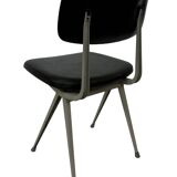 Friso Kramer Result Ahrend chair by Ahrend de Cirkel Dutch Design