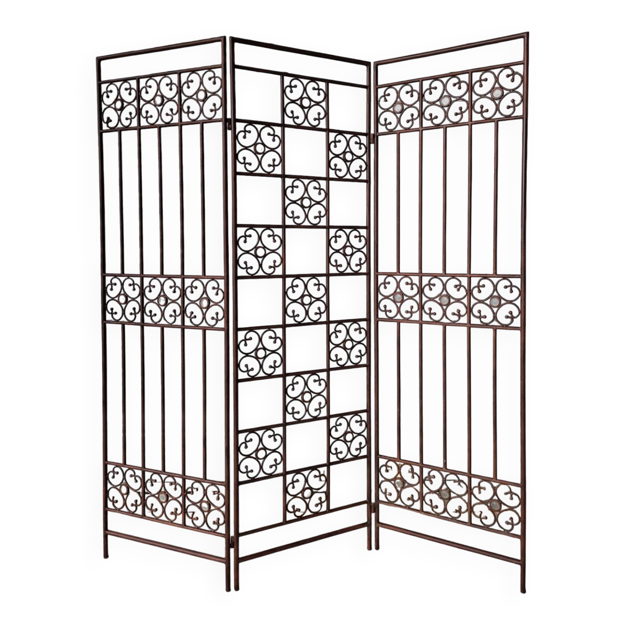 Screen partition wall made of glass and wrought iron