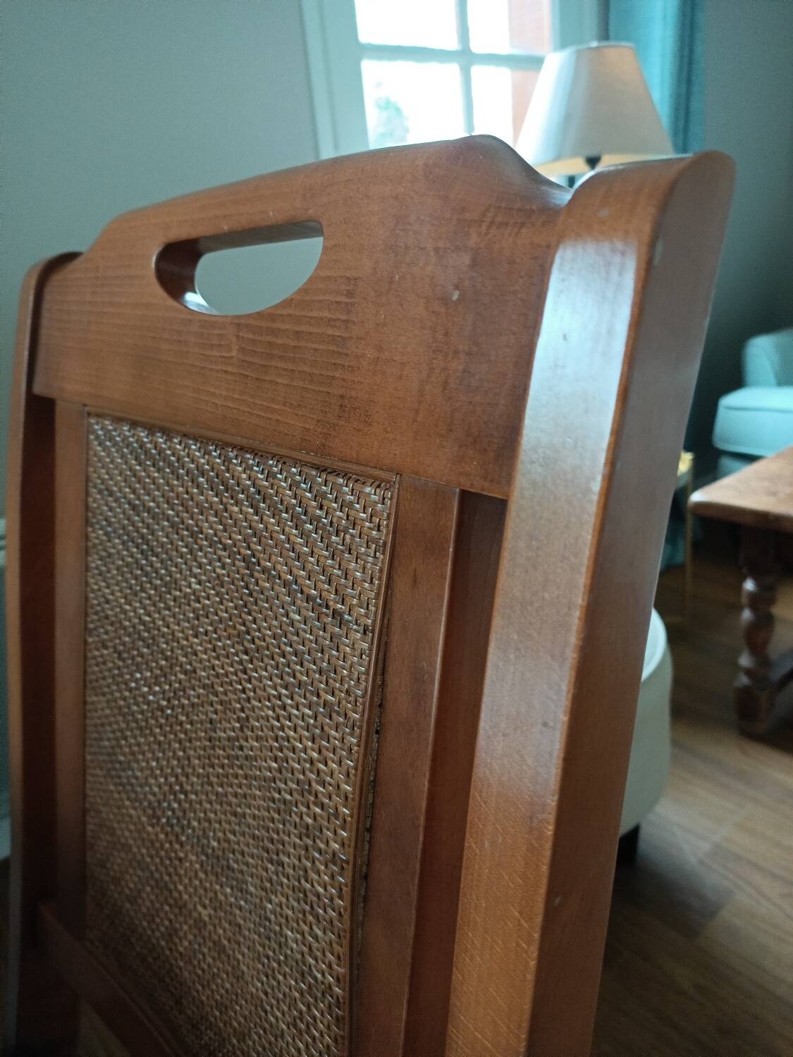 Set of 4 wood and leather chairs