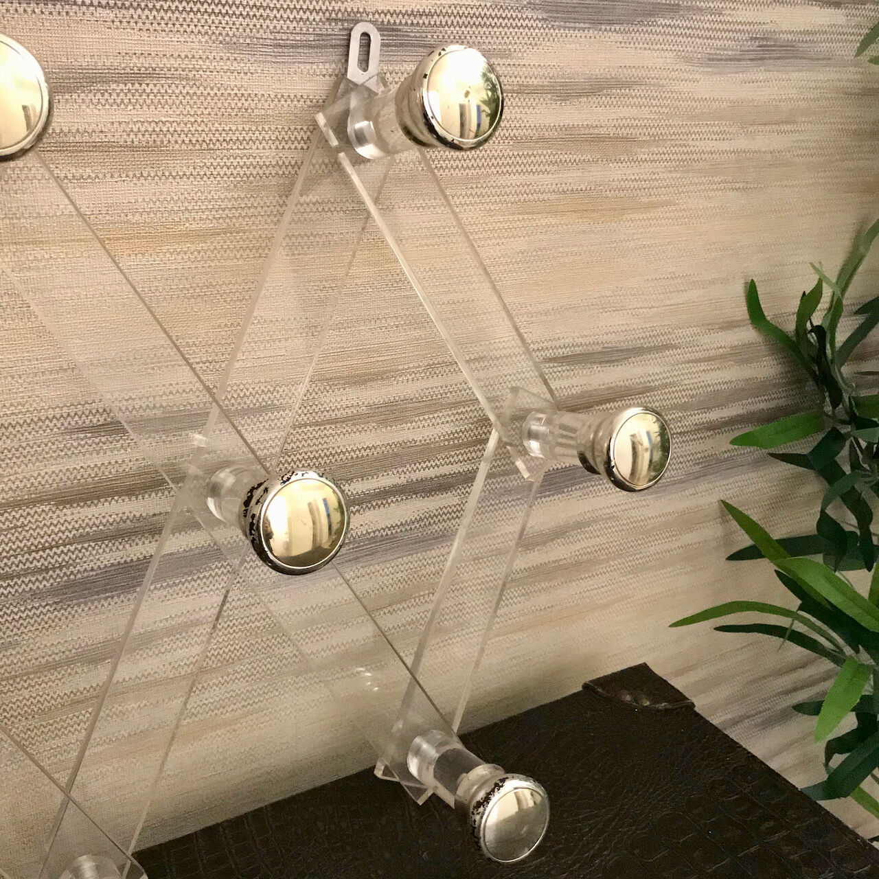 Porte manteau plexi