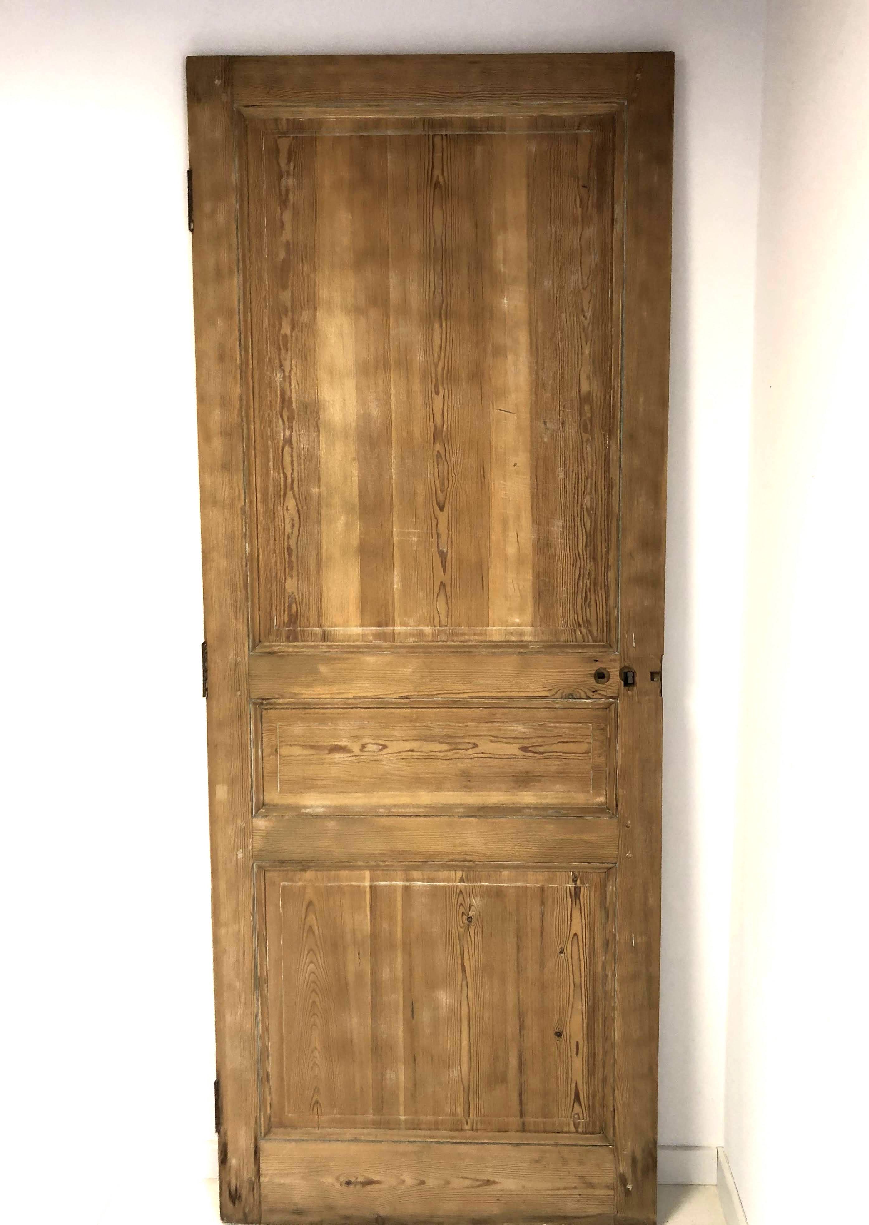 Porte en bois