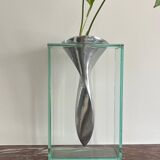 Designer aluminum soliflore vase