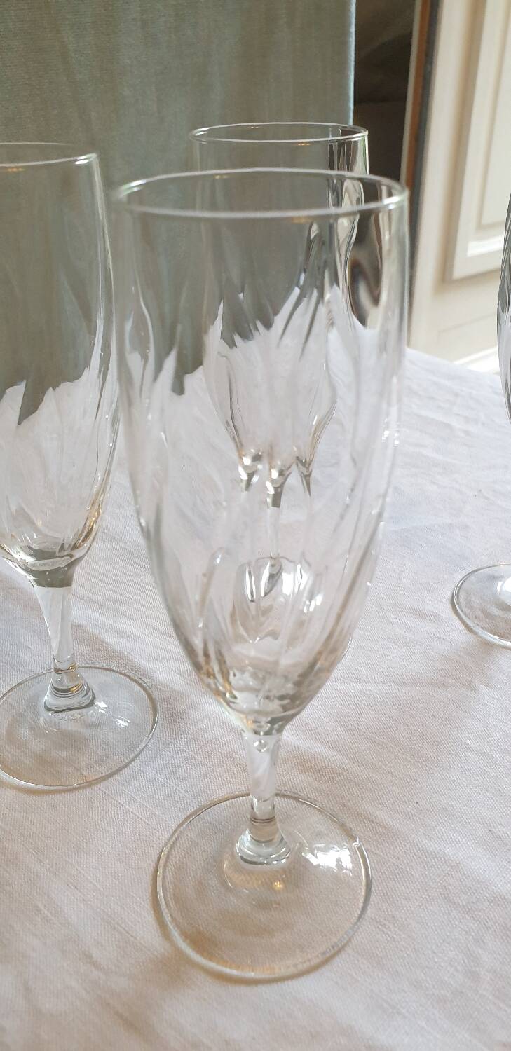 4 flûtes à champagne