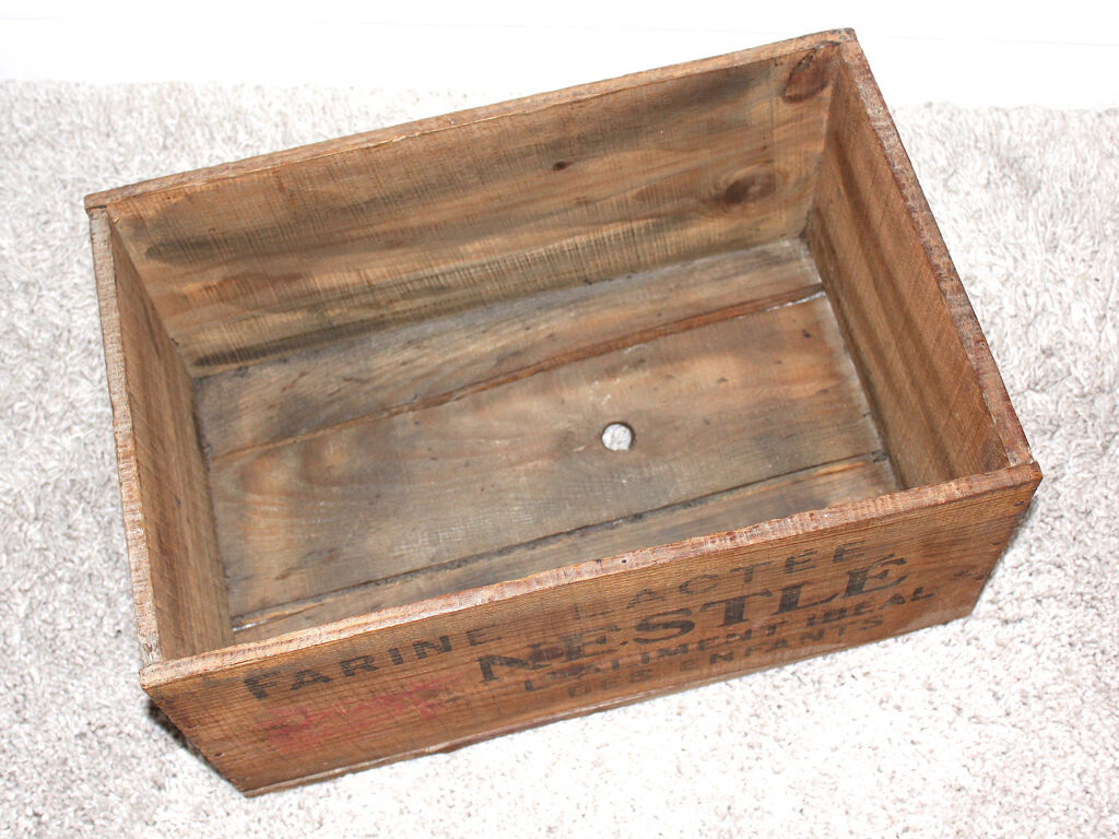 Nestlé wooden crate