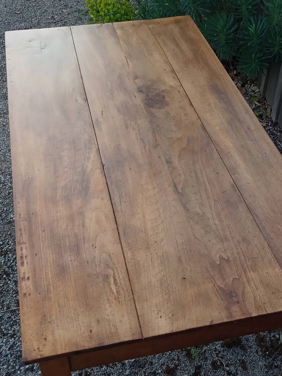 Farmhouse table for 4/6 people