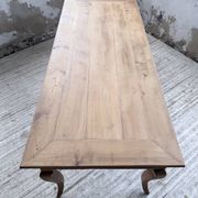 Table de ferme merisier pieds galbés XIXème
