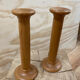 Paire de bougeoirs scandinaves en bois