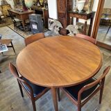 Scandinavian dining room set table and 4 chairs 1960s in teak