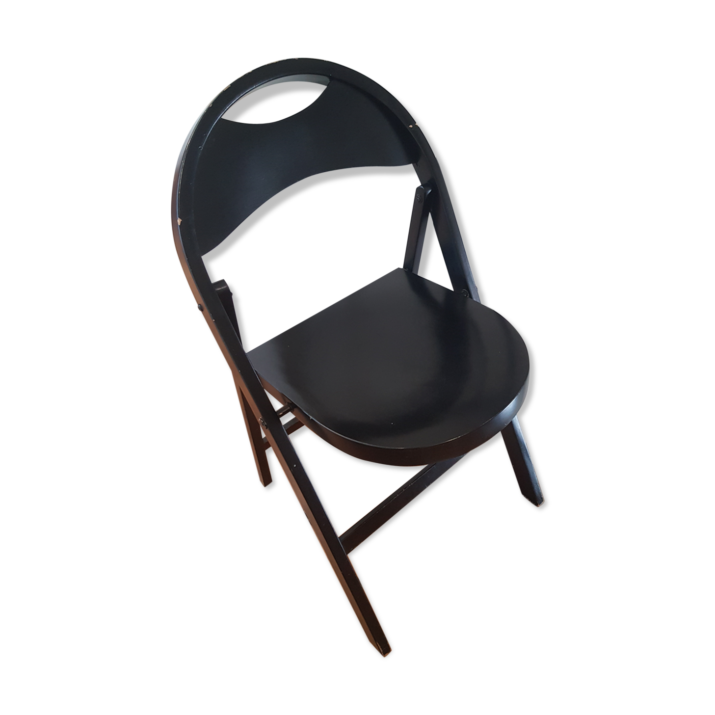 Black tuna and b751 folding chair