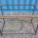 Table avec ancien hublot de bateau en  laiton avec piètement en fer / 110 X 70 X 76 cm
