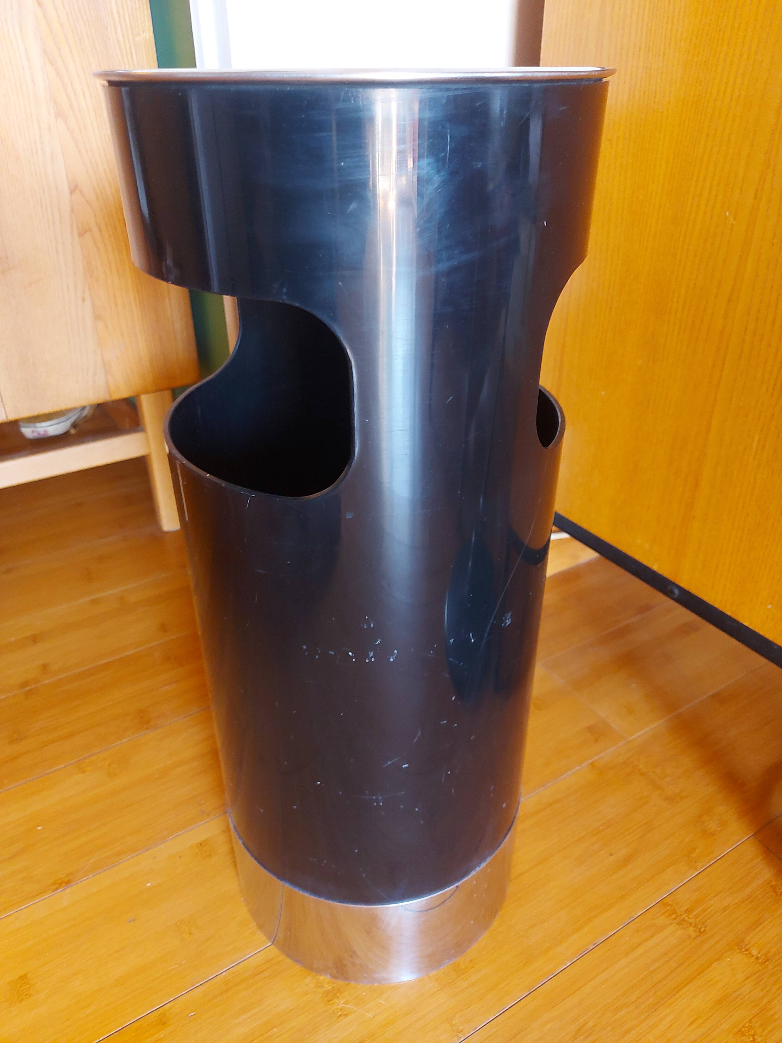 Umbrella stand by, vintage Gino Colombini for Kartell