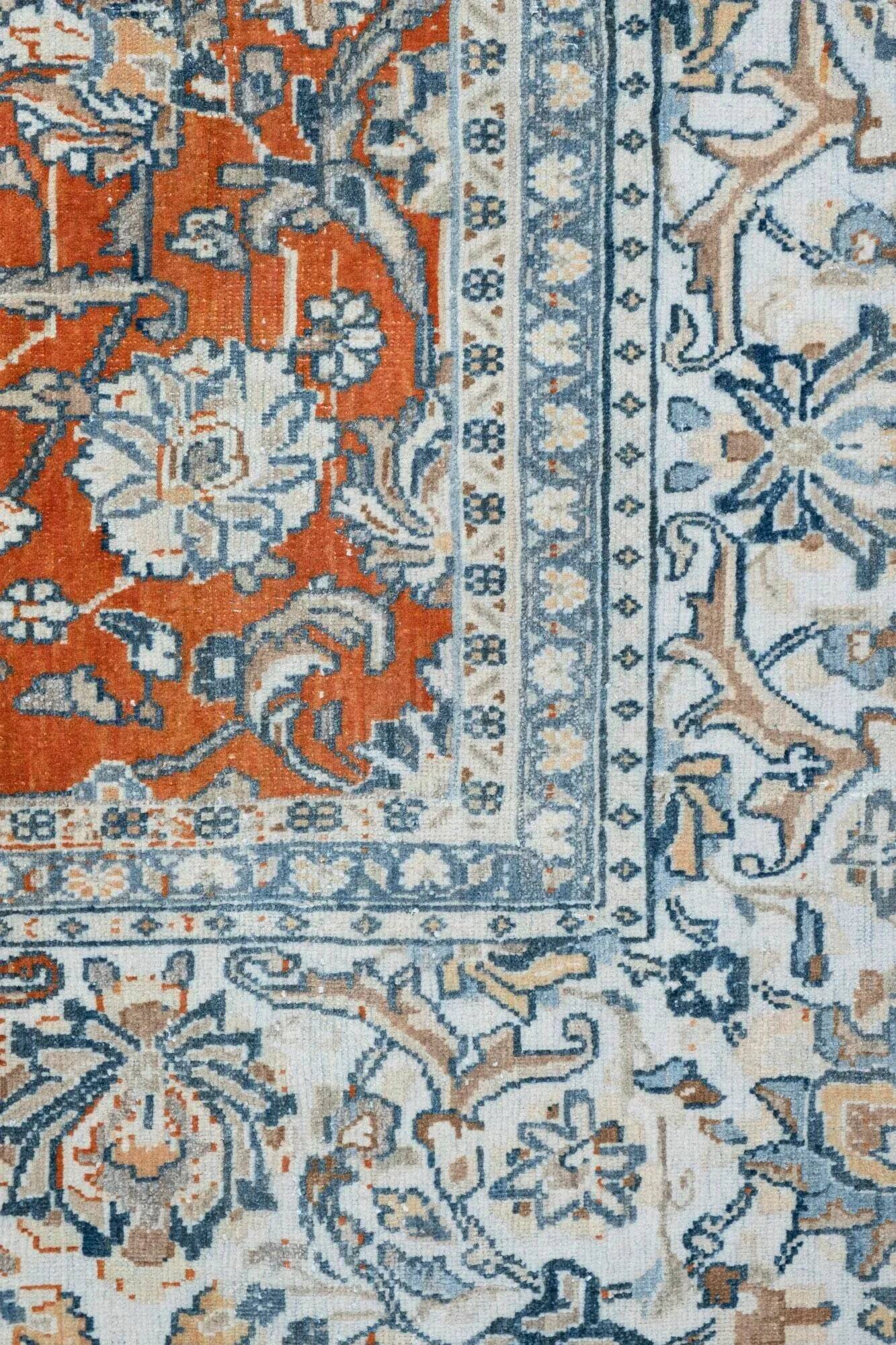 Vintage handmade Turkish rug 265x360 cm