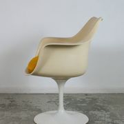 Tulip armchair by Eero Saarinen for Knoll International