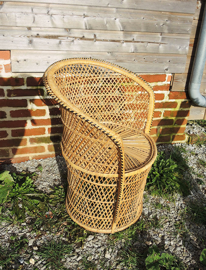 Old wicker / rattan table and armchair