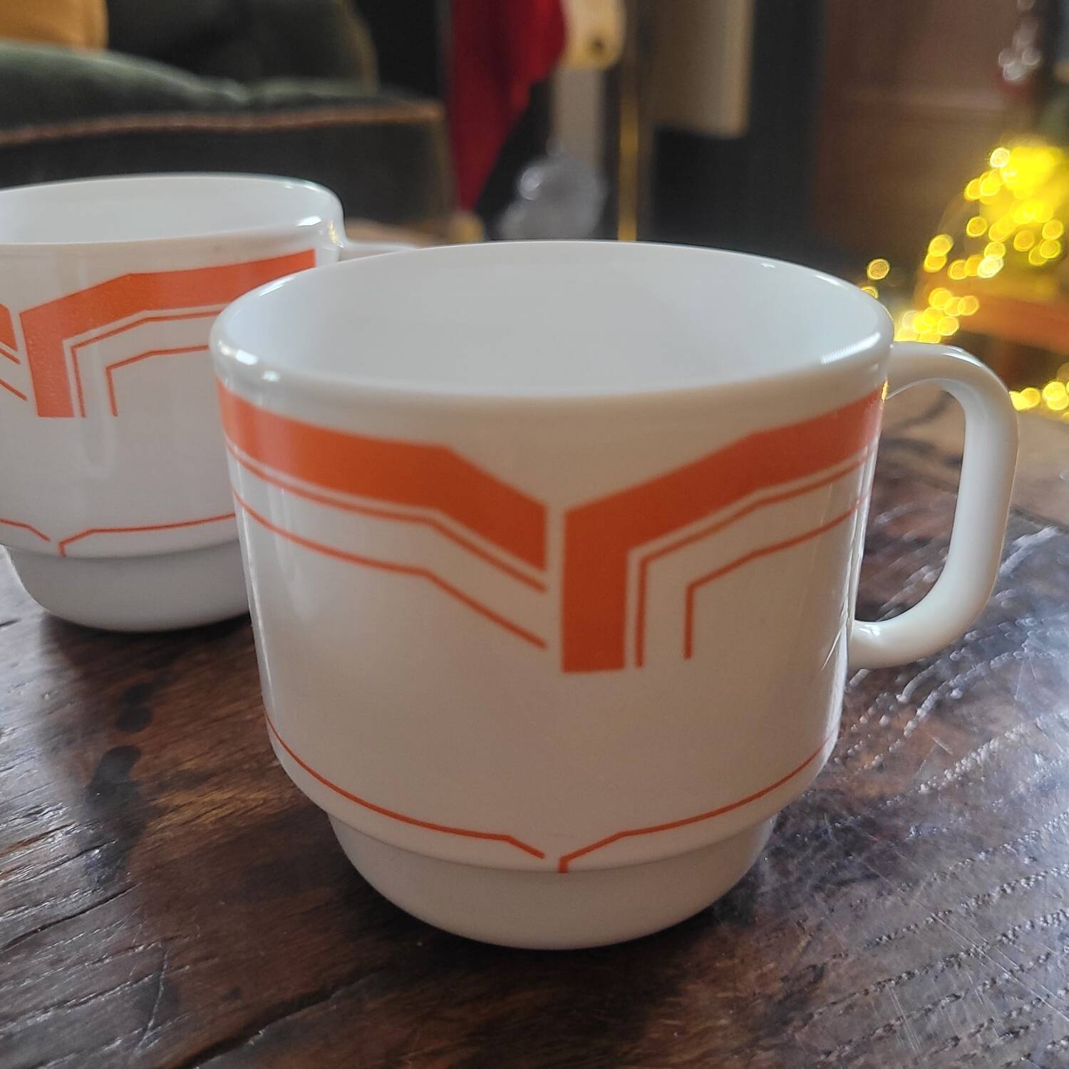 4 stackable Rivanel opaline cups Pop 70's