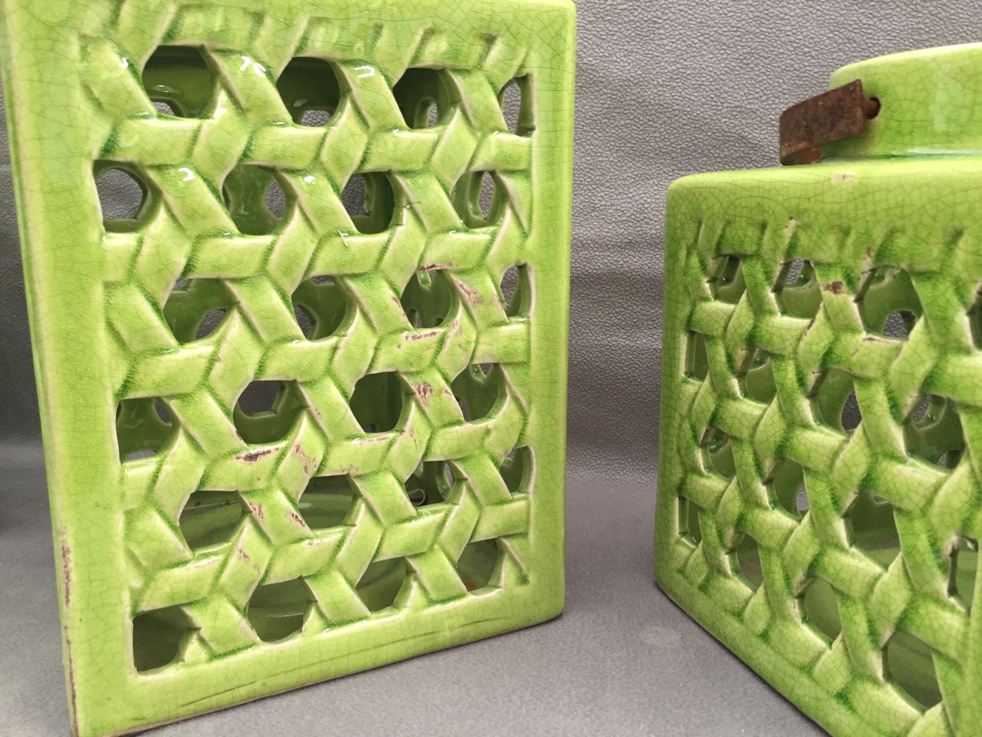 Set trio decorative lanterns design ceramic enamelled cracked glaze