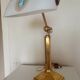 Lampe de bureau Laiton & Opaline satiné, femme à l'antique noeuds de rubans