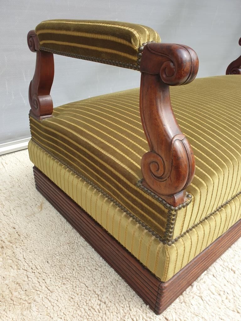 Sofa terminal velvet style Restoration