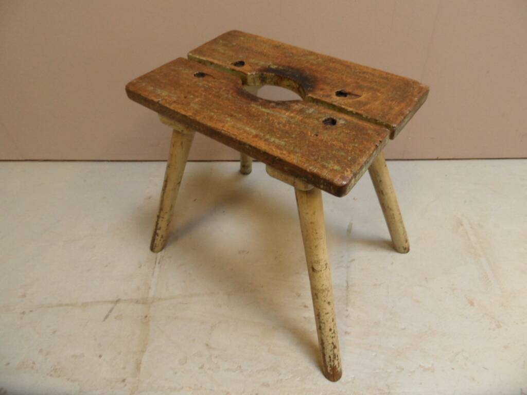 Tabouret de lait vintage