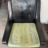 Erton Circa armchair to be restored
