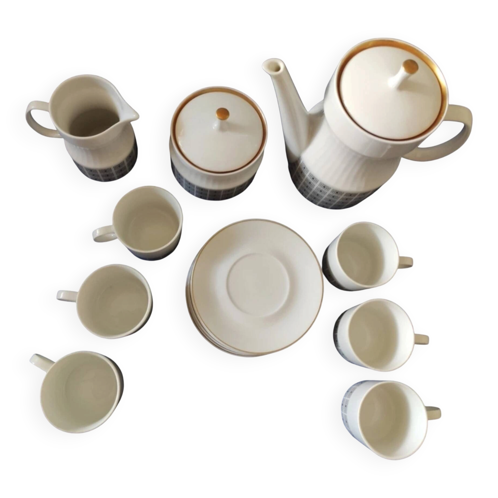 Nefertiti porcelain coffee service for 6 people.