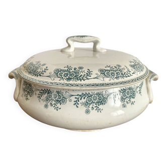 Ironware tureen