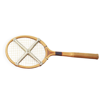 Tennis racket