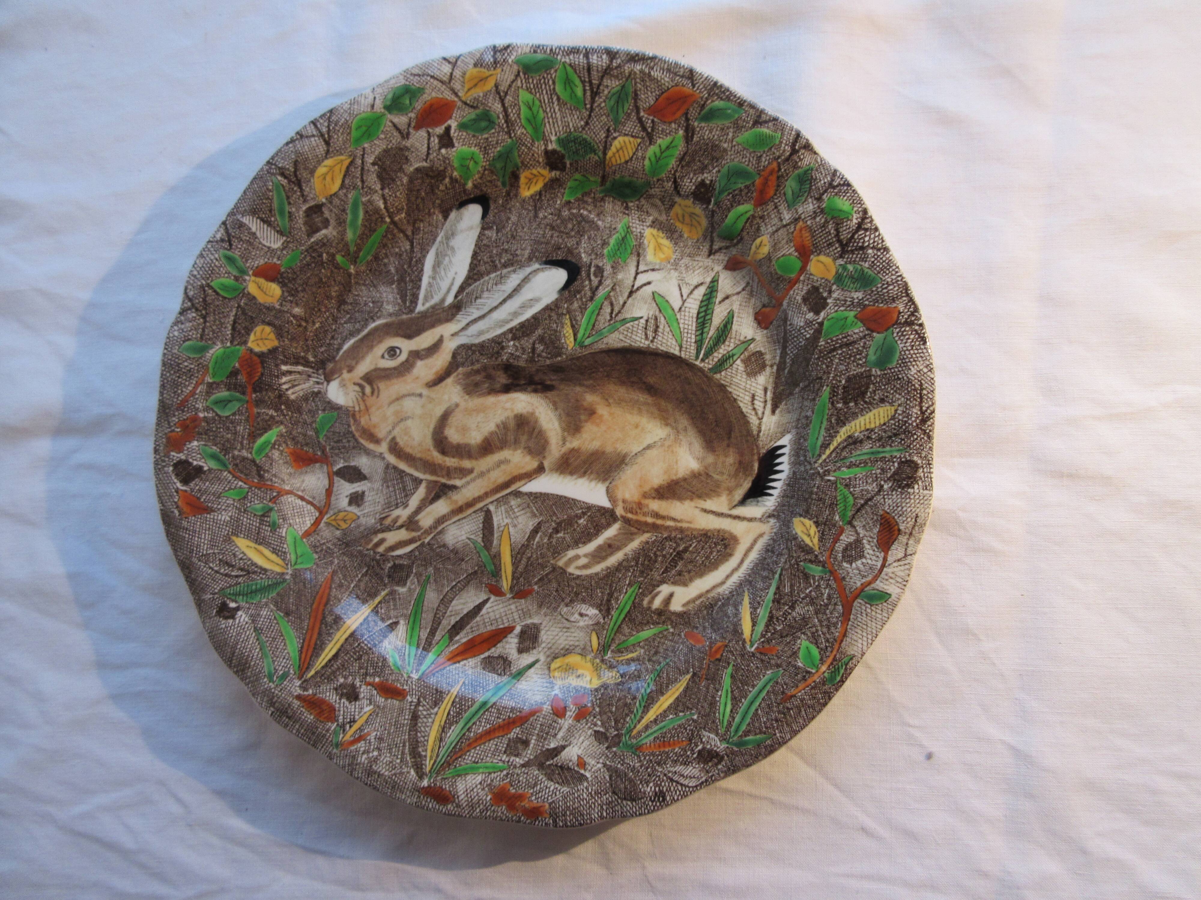 Flat plate signed Gien Rambouillet Le lièvre, 26cm