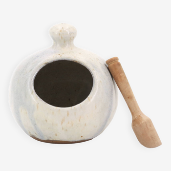 Pot à sel blanc en céramique et sa cuillère en bois