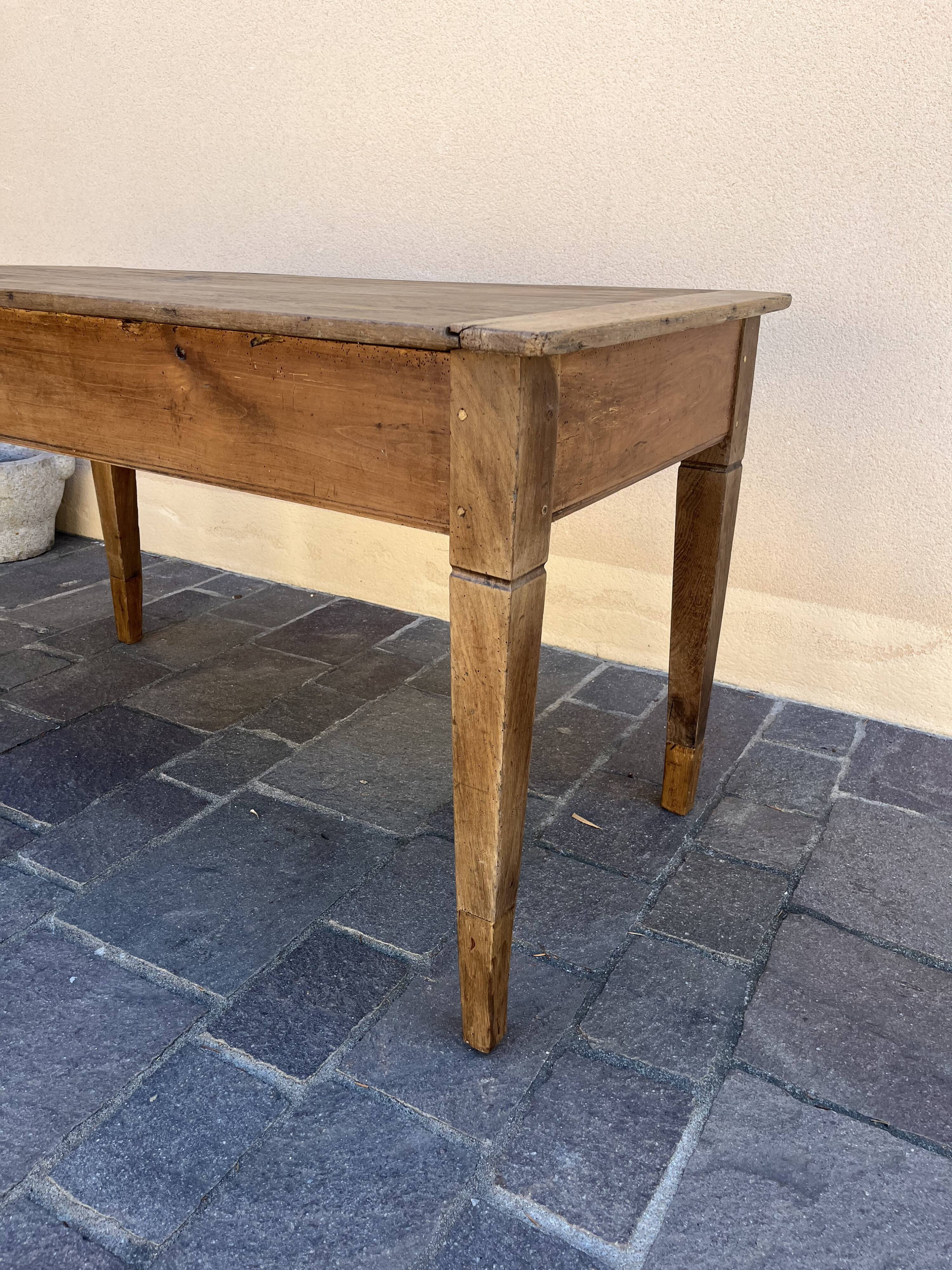 Farmhouse table