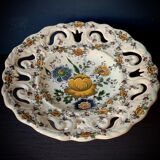 Openwork earthenware cup