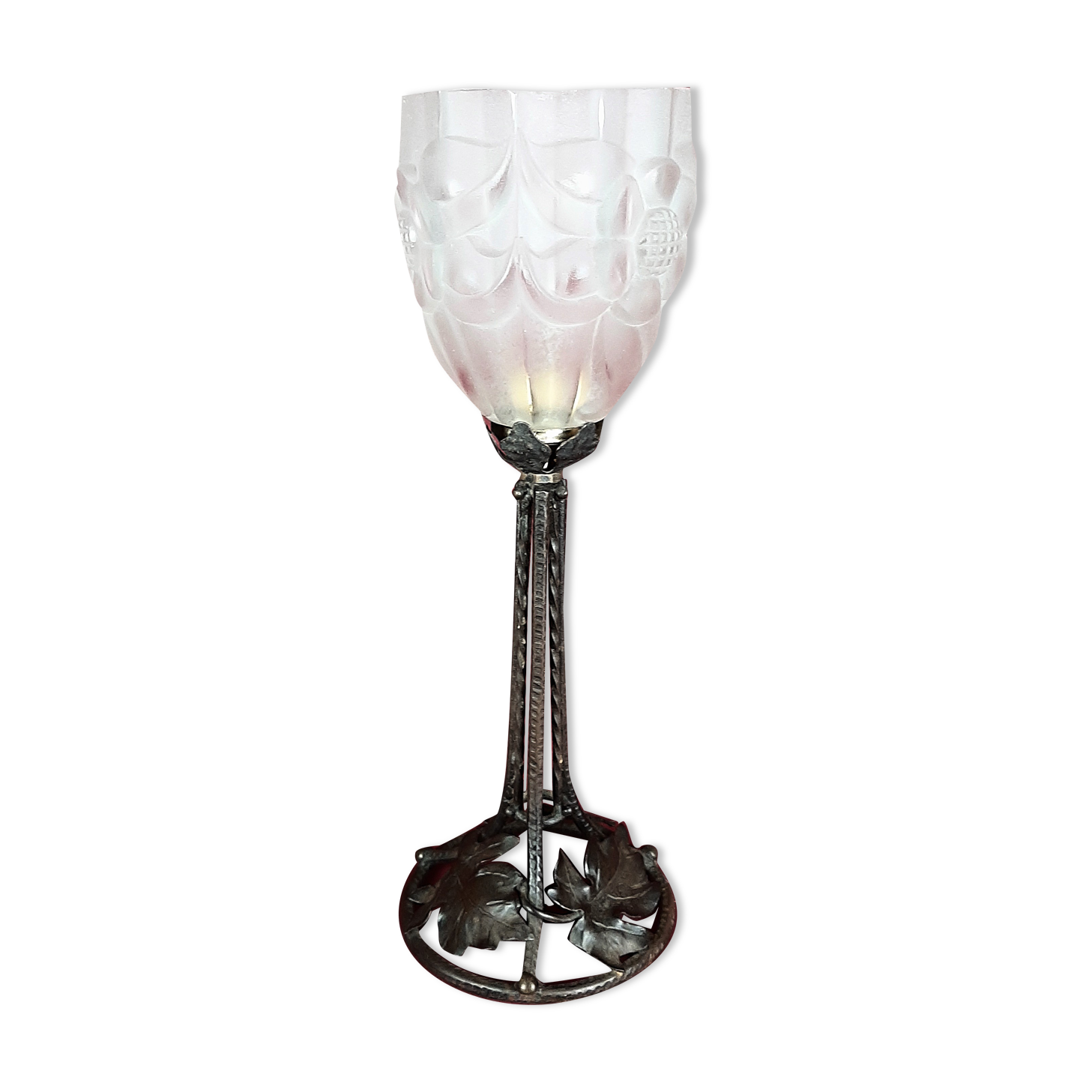 Period lamp art deco glass attributed to p. gilles