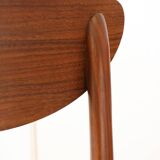 4 Scandinavian chairs in solid wood and black imitation leather