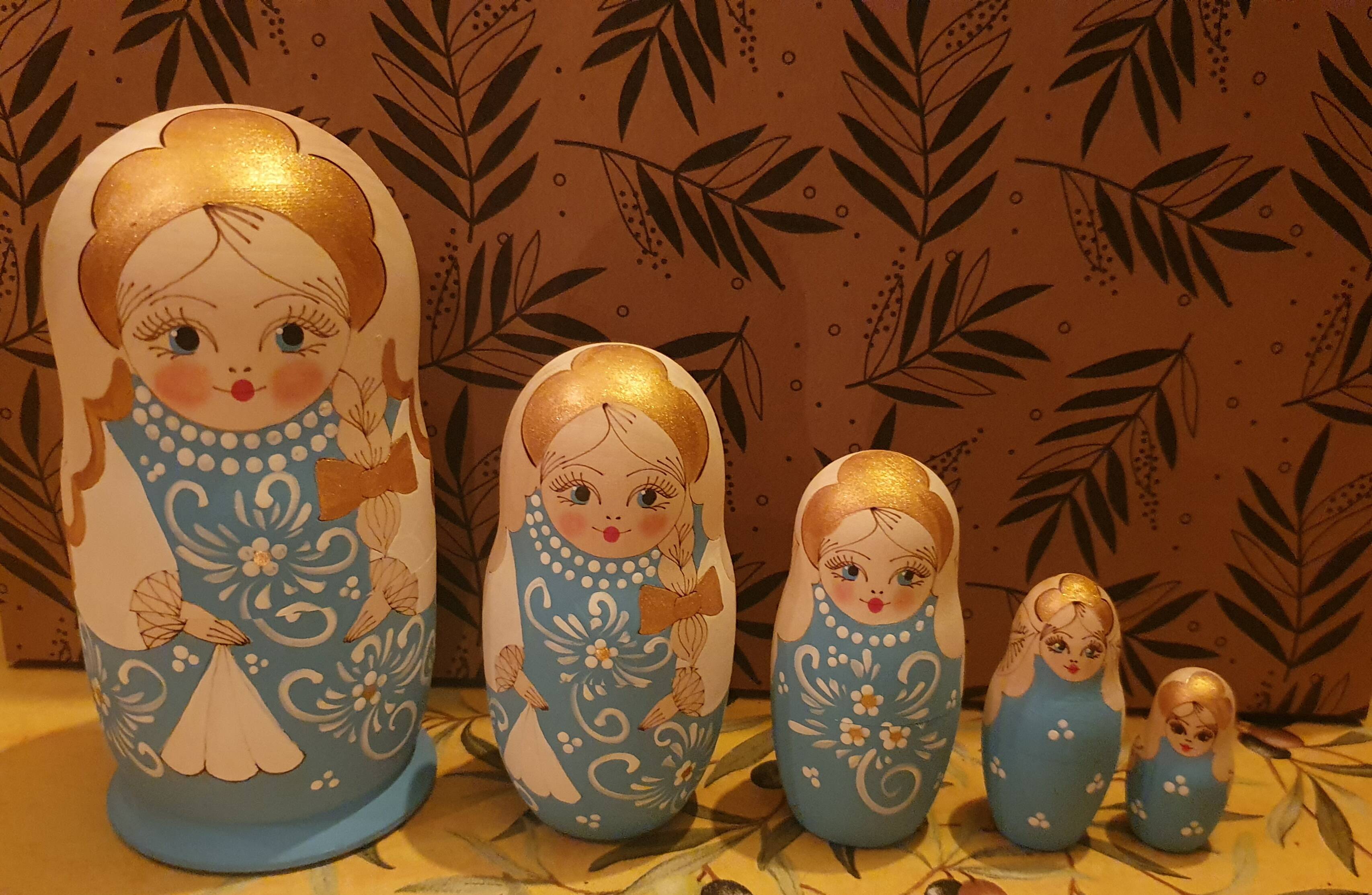 Matryoshka pyrography dolls