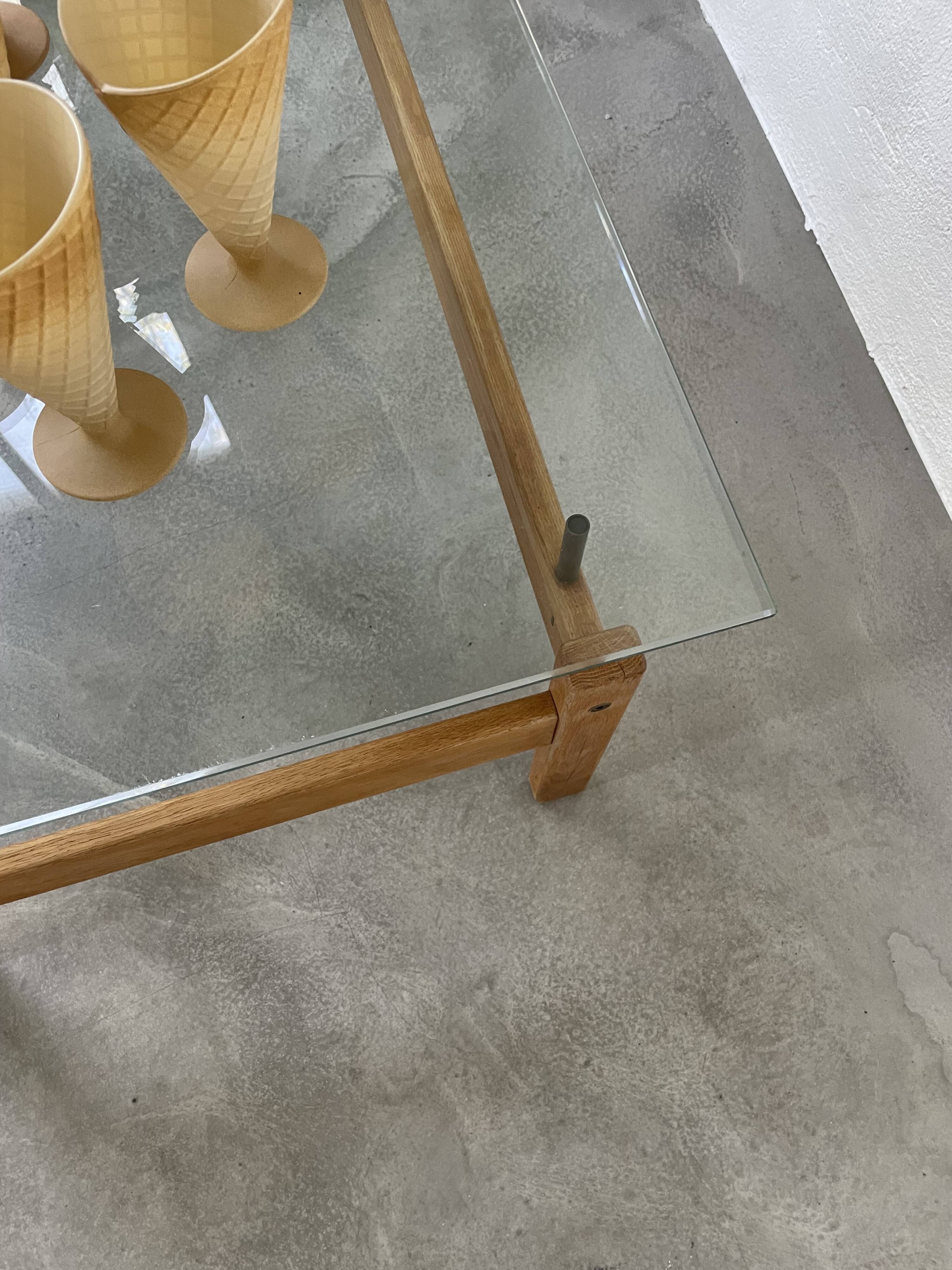 Table scandinave teck blond et verre 60