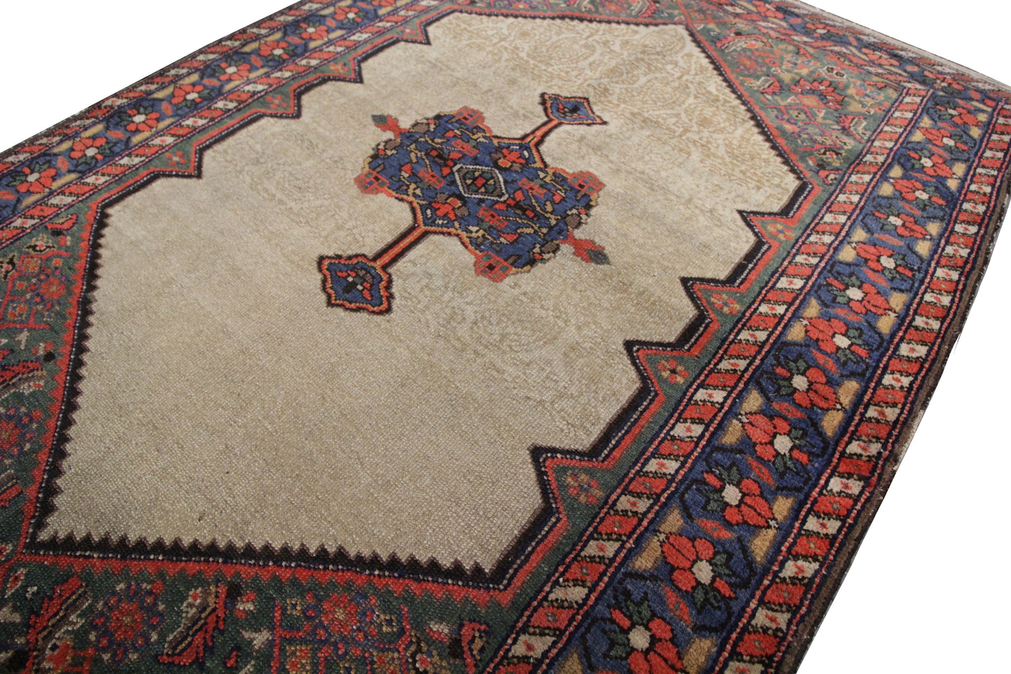 Vintage Persian Sarab Wool Rug - 102x157cm