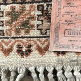 Moroccan hallway carpet - knotted dots