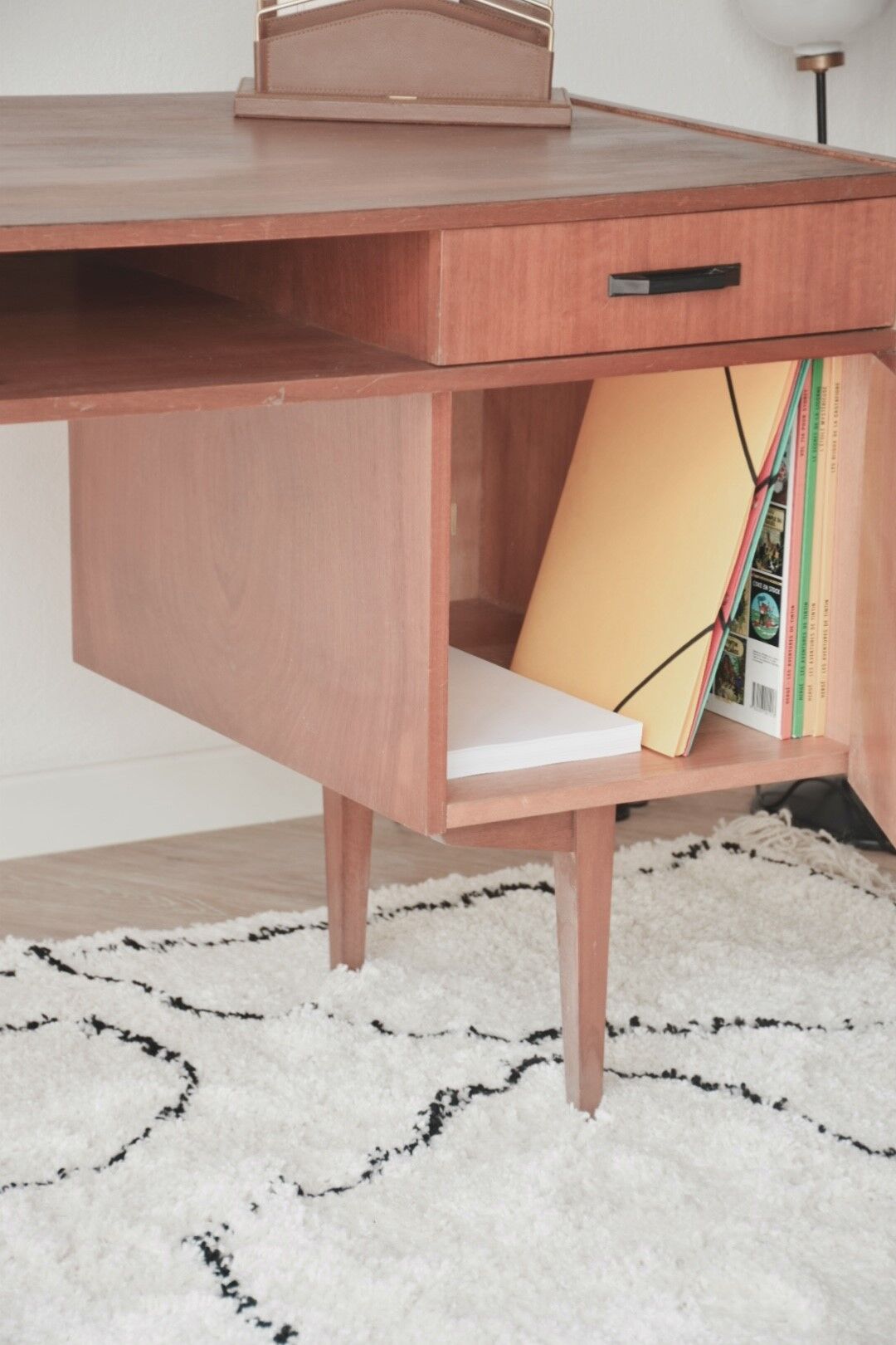 Bureau scandinave en teck années 50 / 60