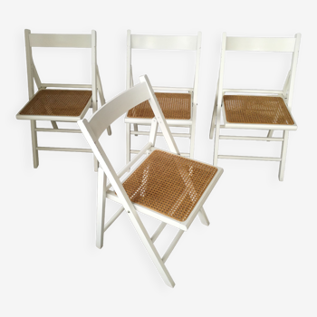 Set de 4 chaises pliantes, cannées.