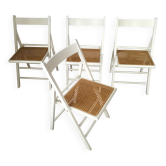 Set of 4 folding chairs, can.