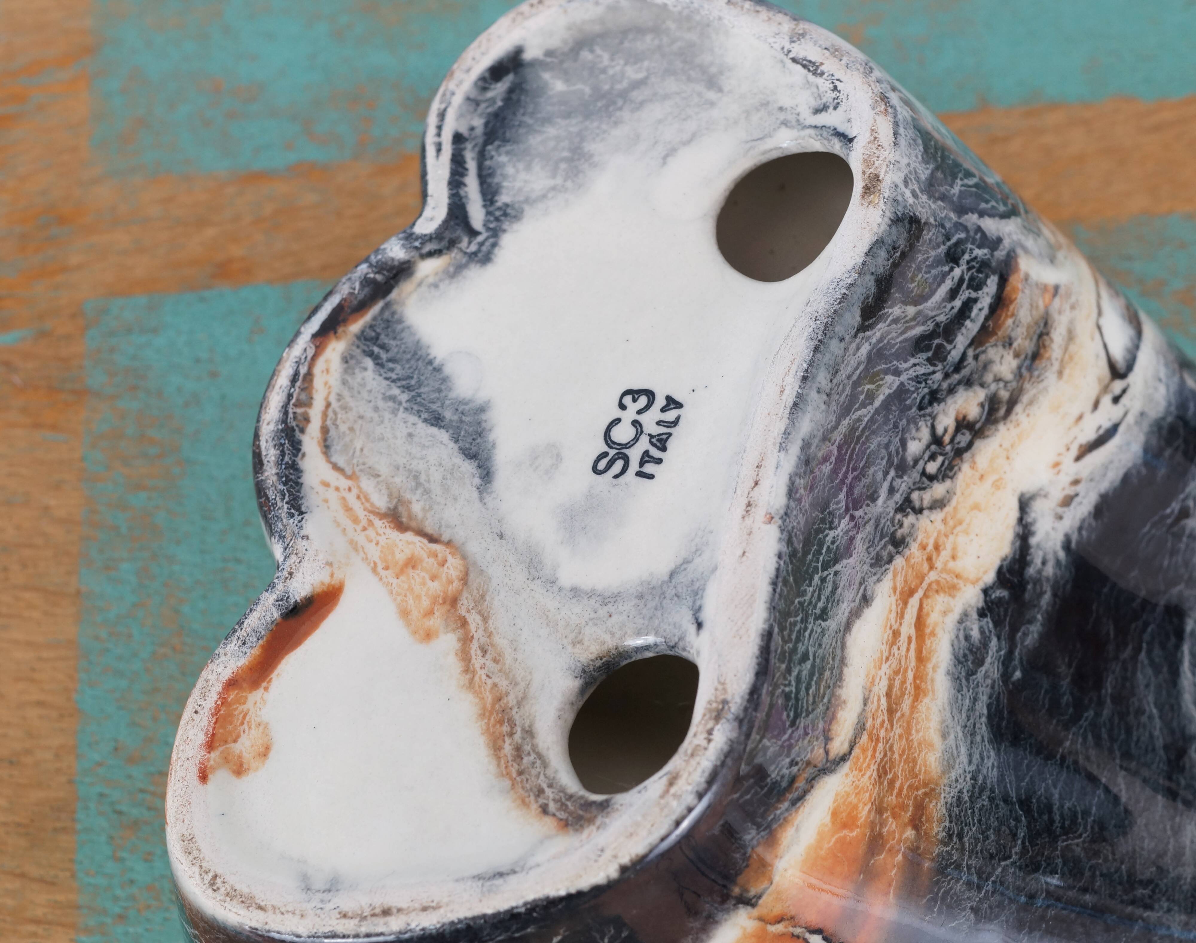 Vintage pipe holder or pipe rest in marbled effect tiles, SC3 Italy, vintage