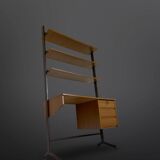 Bibliothèque italienne du milieu du siècle avec bureau.
