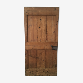 Door dating back to the XIXth century in solid wood