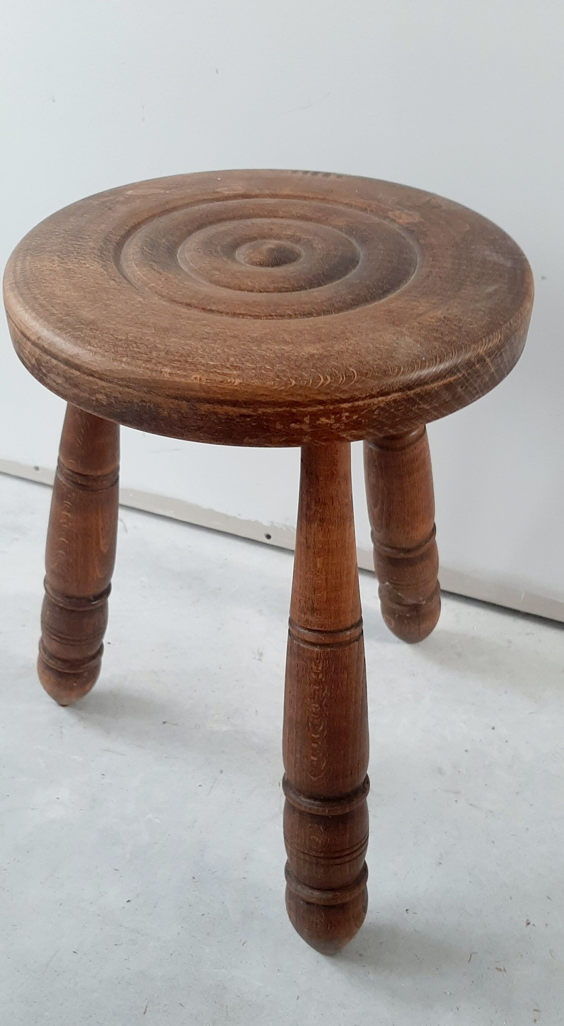 50s tripod farm stool